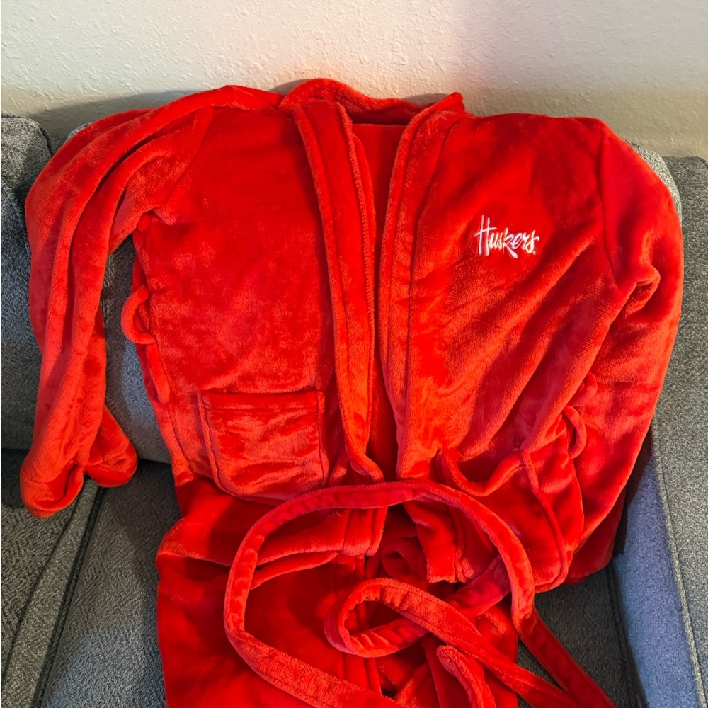 Northwest Vibrant Red Plush Robe